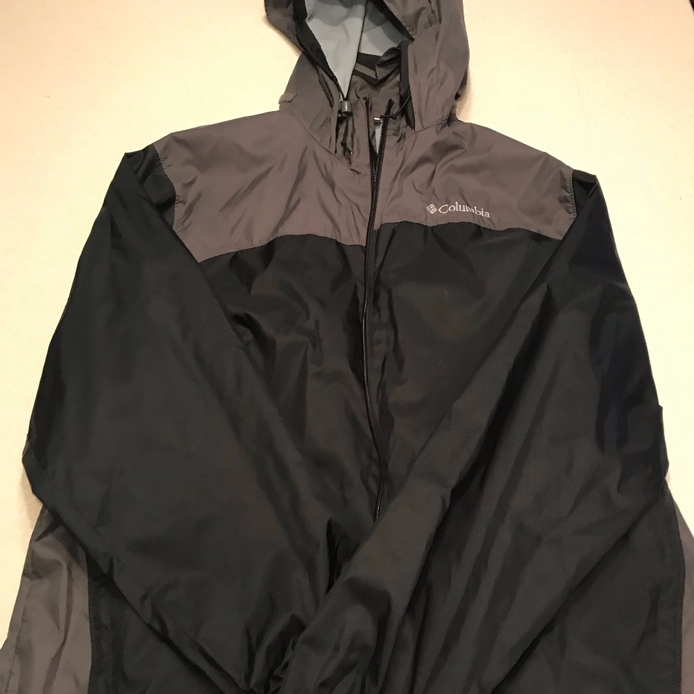 Black Colombia Windbreaker/Rainjacket - like new